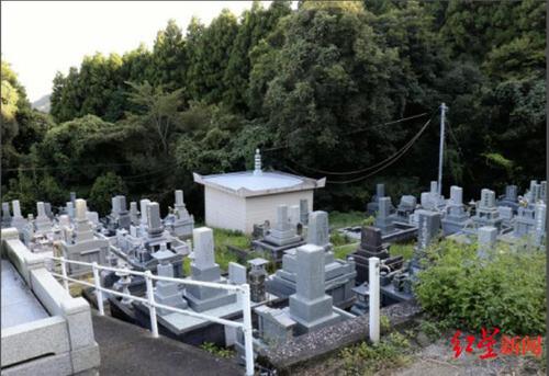 别府市政府经营的特别墓地,专门埋葬那些无法确认身份的死者(图据《读